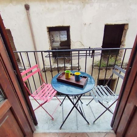 Apartment By The Market Palermo Eksteriør billede