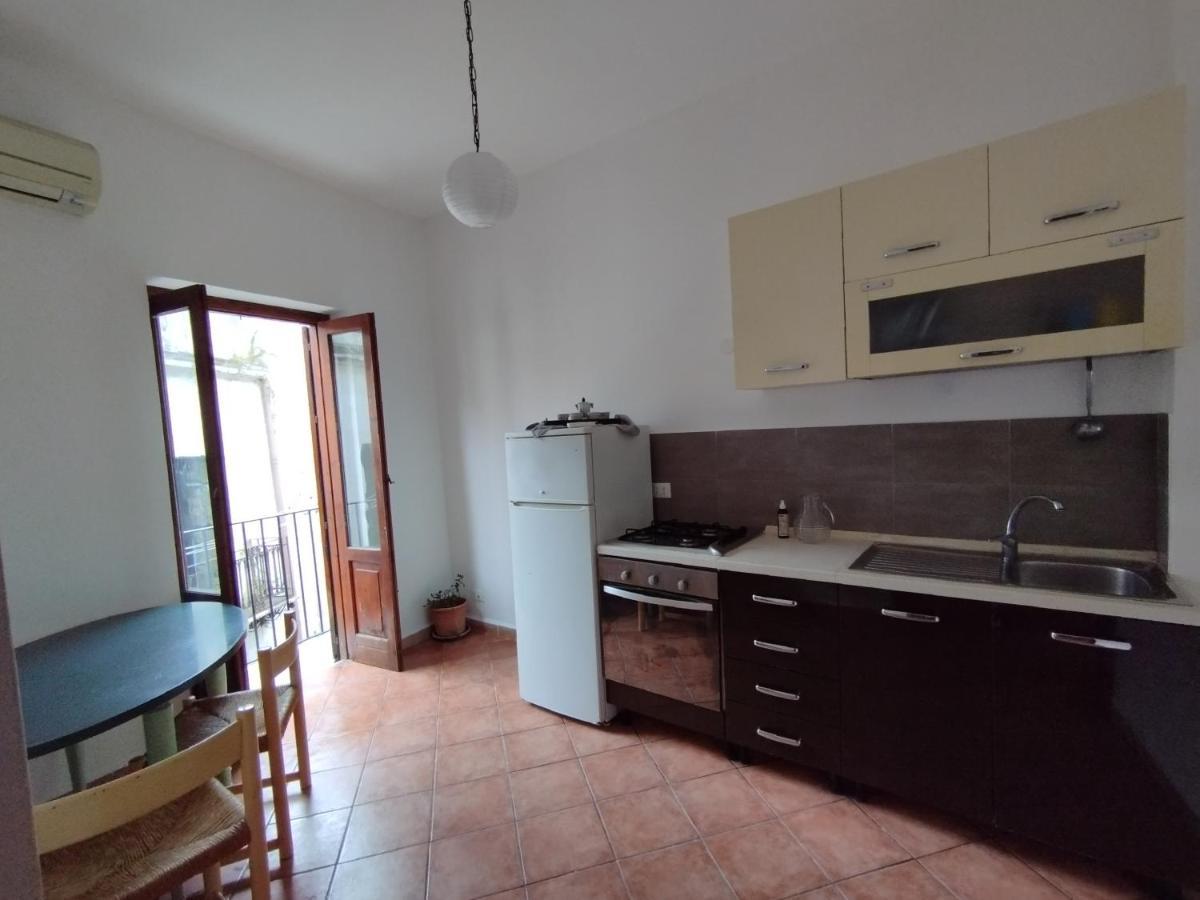 Apartment By The Market Palermo Eksteriør billede